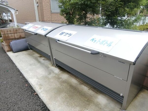 共有部分(☆敷地内ごみ捨て場☆)