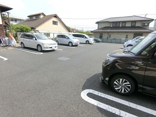 駐車場(☆外観・共有部分☆)