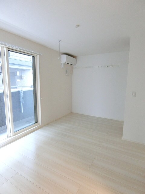 物件内観写真2　(★内装★)