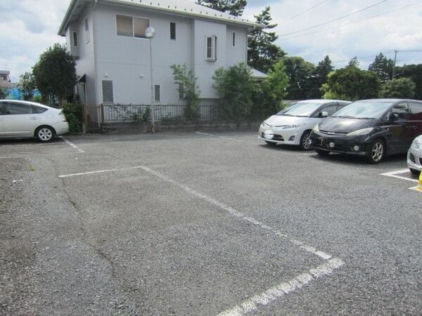 駐車場(★敷地内に駐車場がございます★)