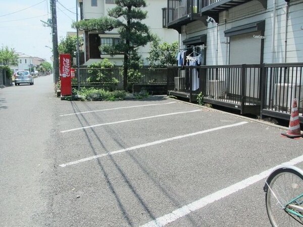 駐車場(★敷地内駐車場も有りますよ★)