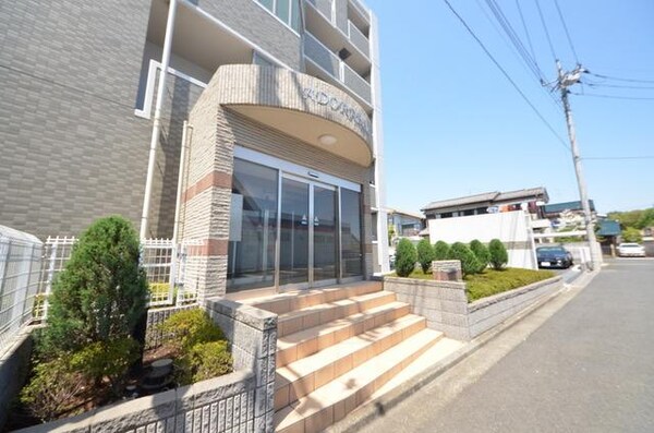 エントランス(外観・共用部分)
