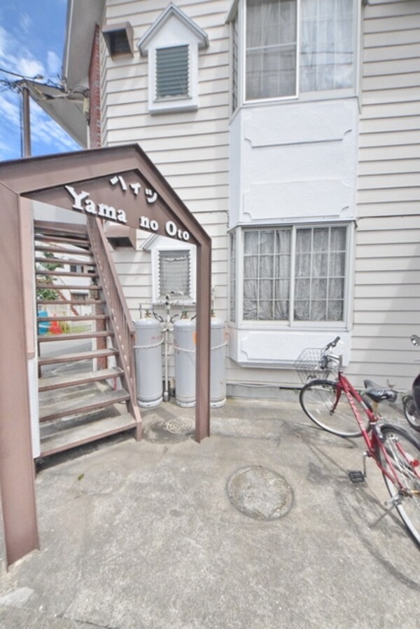 エントランス(外観・共用部分)