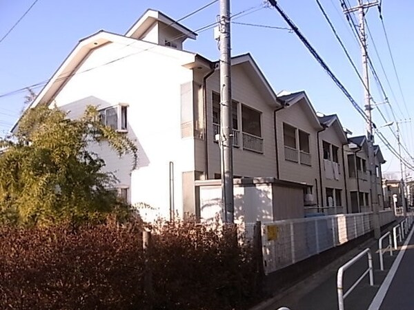 外観(★アメリカンスクール近く★)