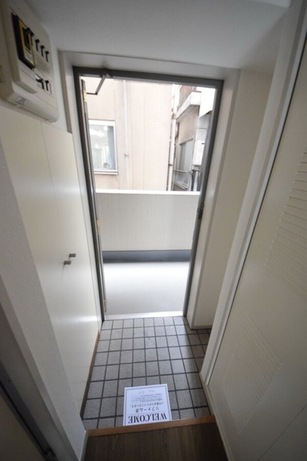 玄関(室内・室内設備)
