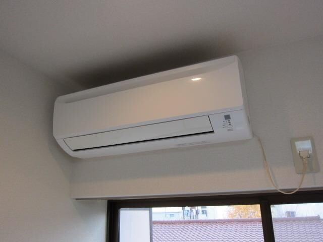 物件内観写真12　(エアコン)