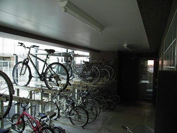 その他(★屋内駐輪場★)