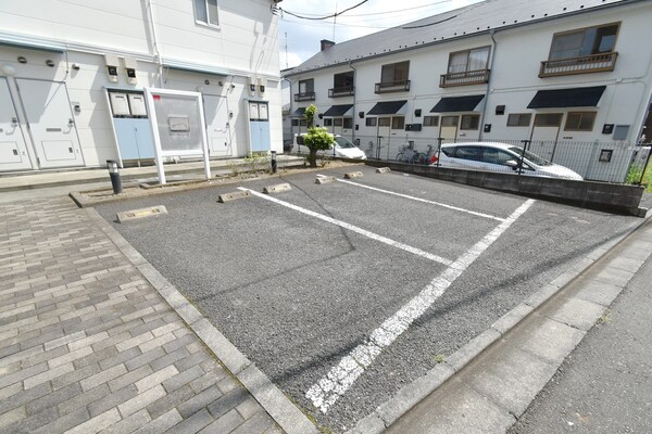 駐車場(駐車場)