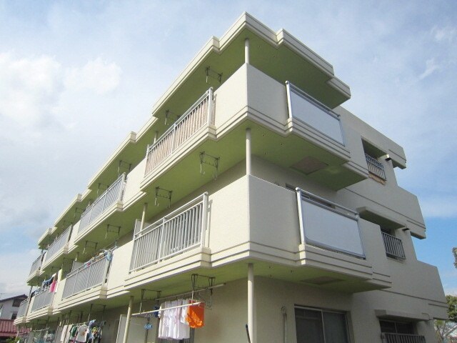 物件外観写真1　(★重厚な造りです★)