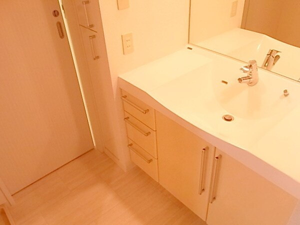 洗面(★別部屋・同じ間取りの参考写真です★)