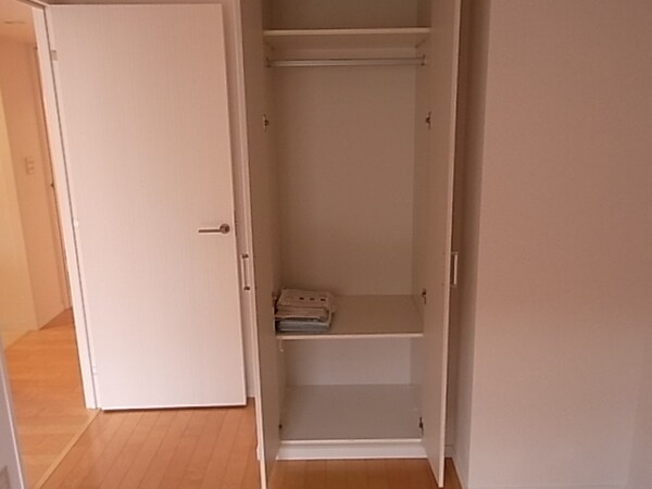収納(★別部屋・同じ間取りの参考写真です★)