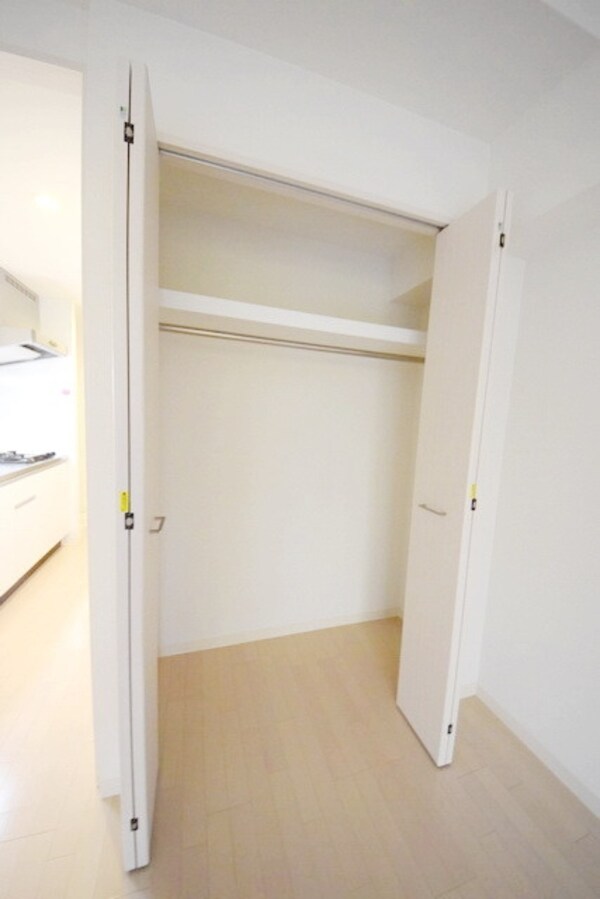 収納(★クローゼットで荷物がたっぷり入りまます★)