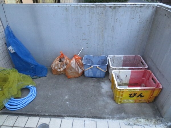 共有部分(★ゴミ置場が敷地内にあります★)