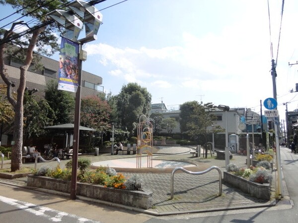 その他(隣は公園です)