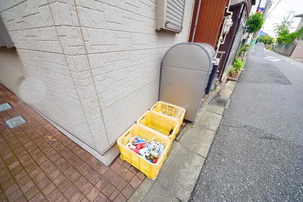 その他(★共用ゴミ置き場はＢＯＸでしっかり管理★)