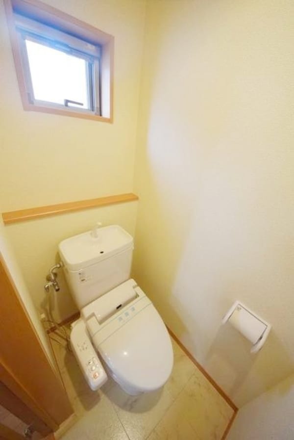 トイレ(★清潔感のあるトイレです★)