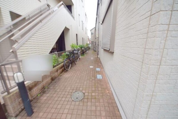 エントランス(★物件入口、エントランスです★)