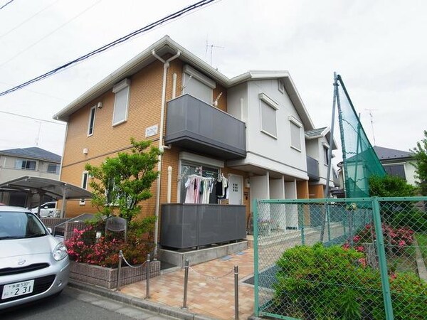 外観(♪お洒落な外観ですね♪)