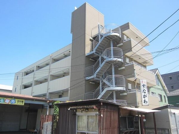外観(♪外観タイル貼で重厚感のある建物です♪)