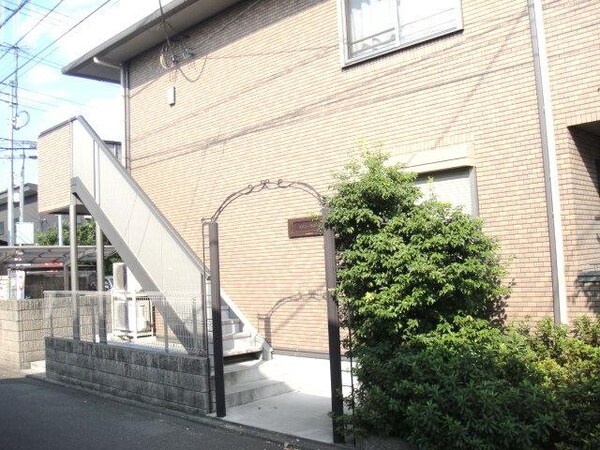 エントランス(★アーチでお出迎え★)