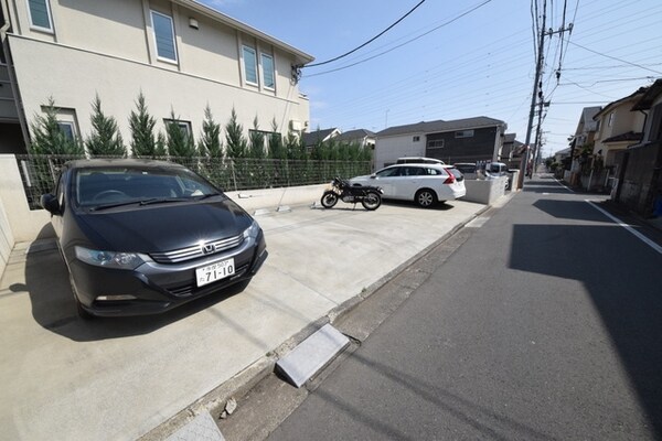 駐車場(★おしゃれな外観★)