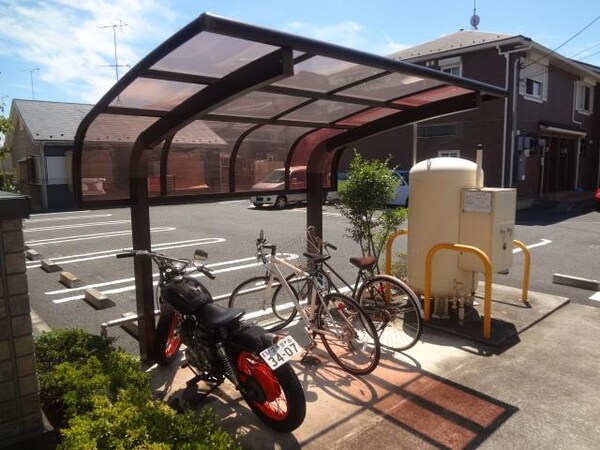 共有部分(♪屋根付駐輪場♪)