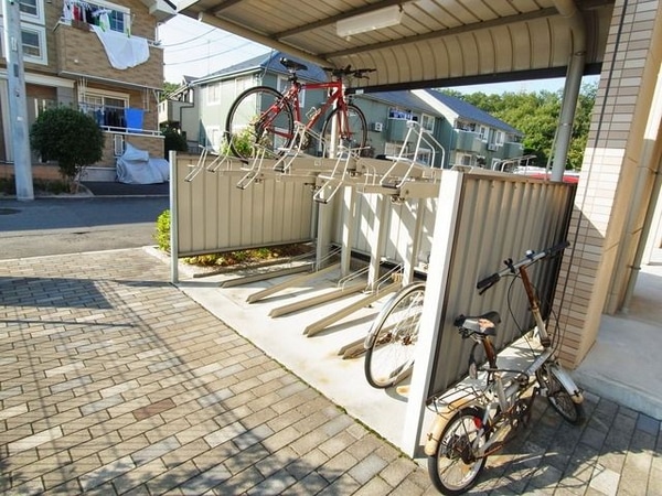 共有部分(♪屋根付き駐輪スペース♪)