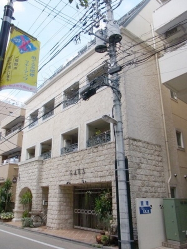 外観(★南向き・日当り住環境良好★)