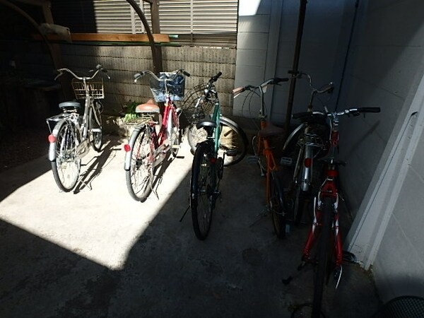 その他(駐輪場)