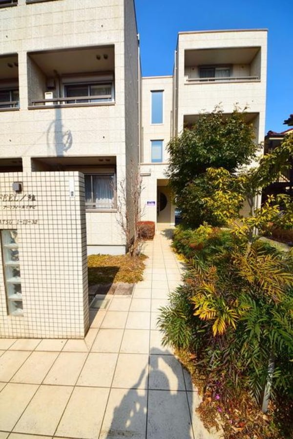 エントランス(★お問い合わせはタウンハウジングまで★)