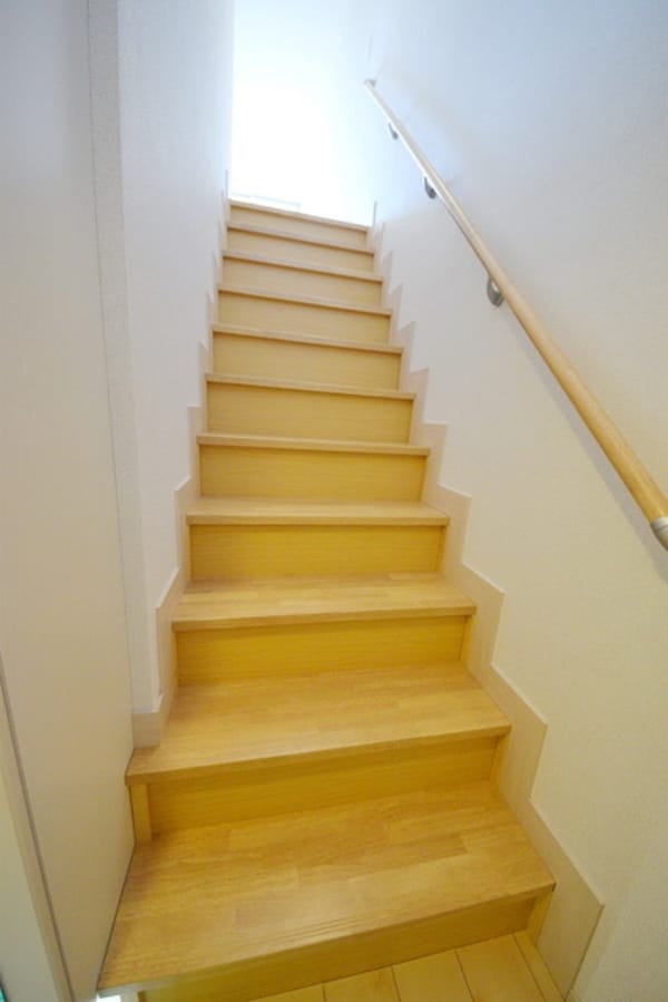 その他(★お部屋に続く階段です★)