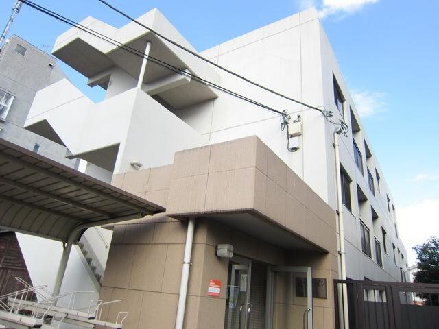 物件外観写真1　(★広々使える１ＤＫタイプ★)