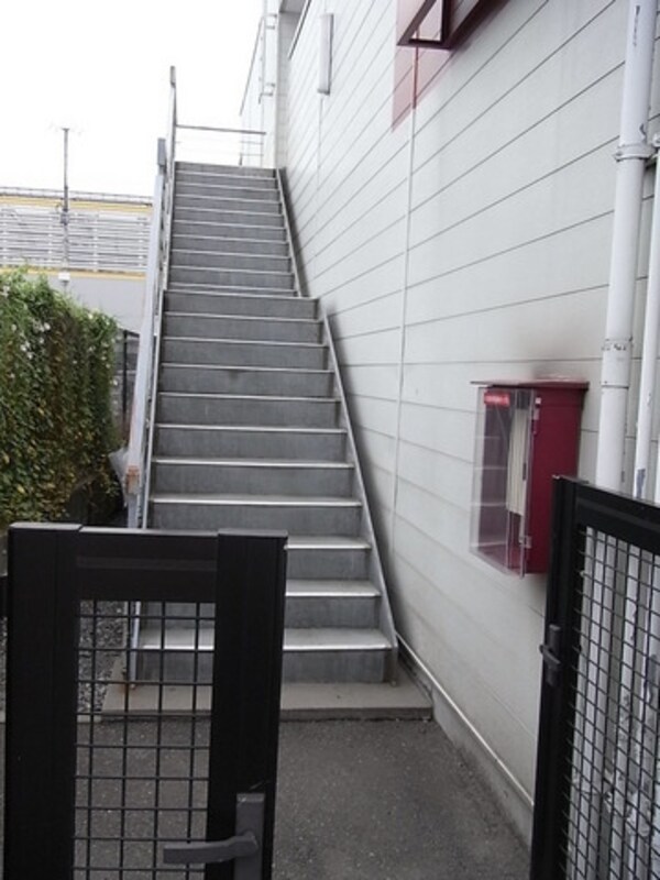 エントランス(★共用階段★)