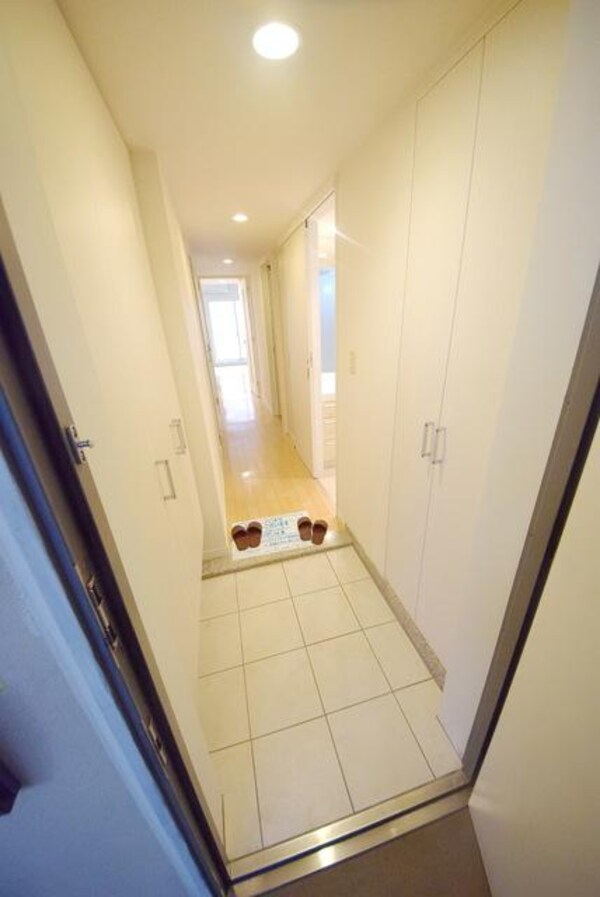 玄関(★玄関広さも十分ですね★)