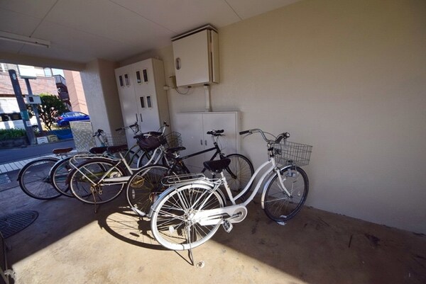 共有部分(タウンハウジング府中店まで)