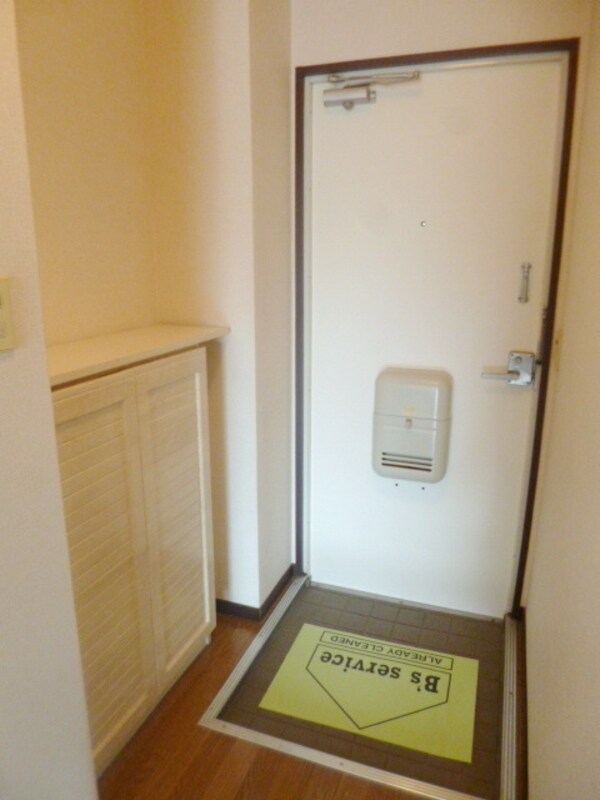 玄関(※同一間取り別部屋)