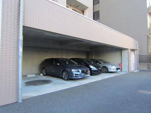 駐車場(★駐車場★)