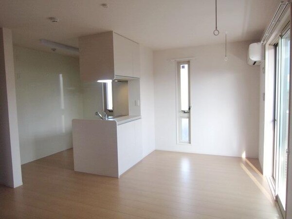 リビング・居室(★南向きの明るいお部屋です★)