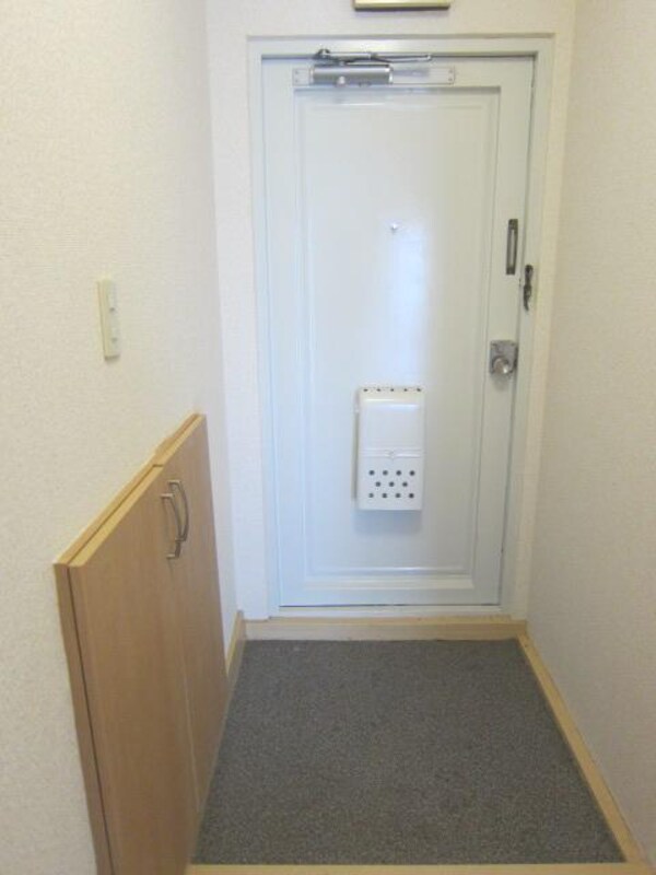 玄関(★お問い合わせはタウンハウジングまで★)