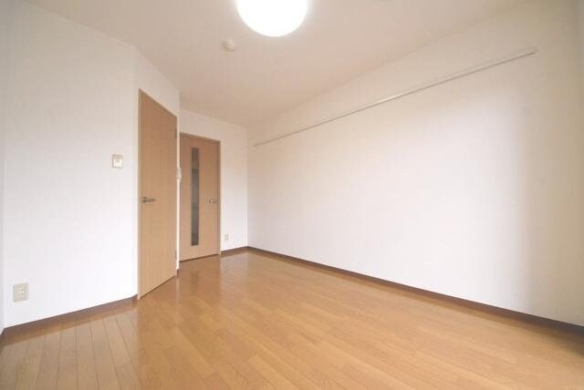 物件内観写真4　(★南向き★)