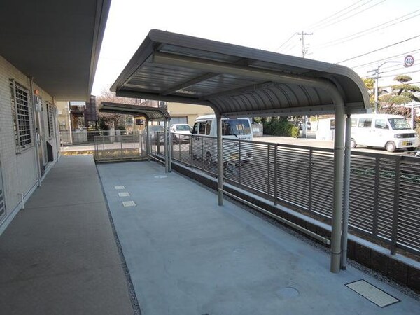 エントランス(★自転車置き場★)