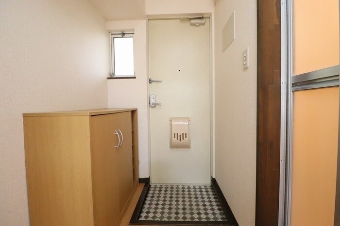 物件内観写真12　(★下駄箱も大きい★)