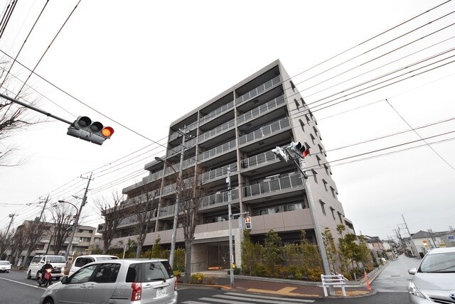 物件外観写真1　(★外観＆共用設備★)