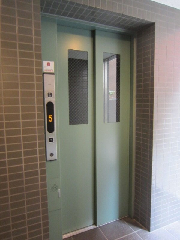 共有部分(★エレベーターで楽にお部屋まで行けますね★)