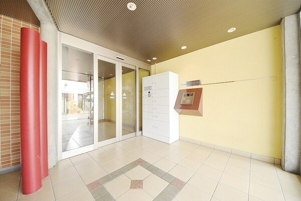 エントランス(★オートロック完備★)