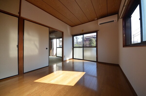 リビング・居室(☆明るい洋室です☆)