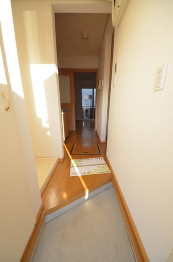 玄関(室内・室内設備)