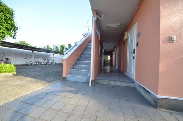 エントランス(外観・共用部分)