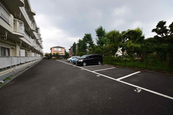 駐車場(外観・共用設備)