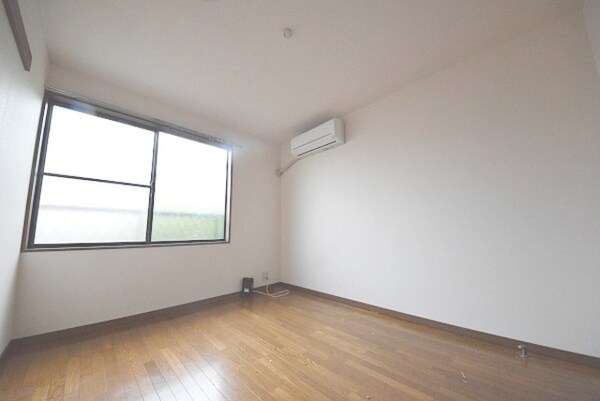 リビング・居室(★洋室5.4帖★)